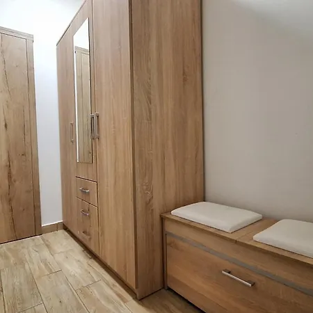 Pod Jabloni Holiday home Ticha